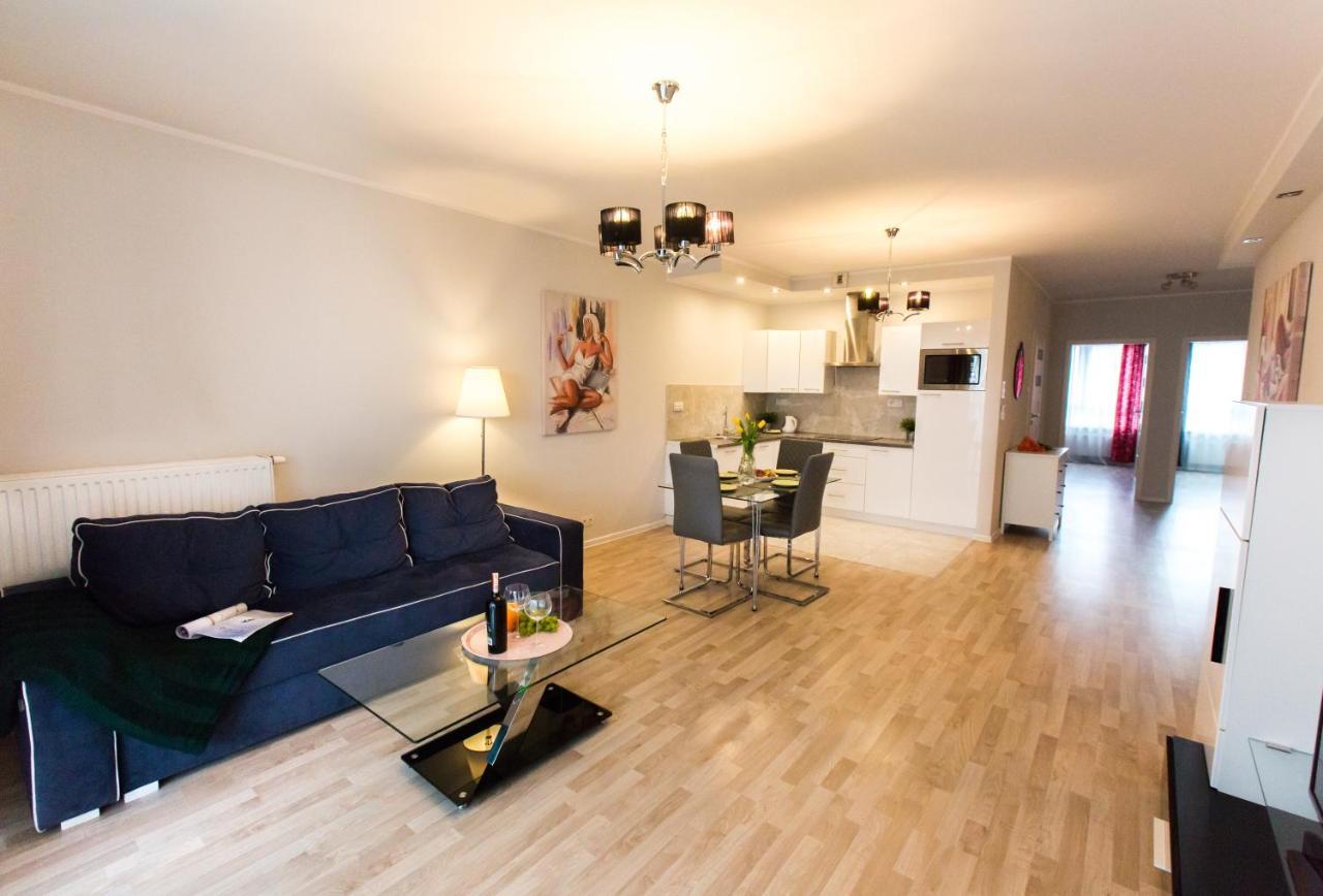 Pcd Aparthotel Ochota Warschau Buitenkant foto