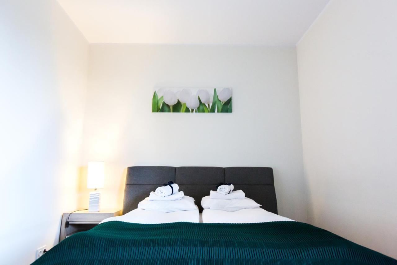 Pcd Aparthotel Ochota Warschau Buitenkant foto