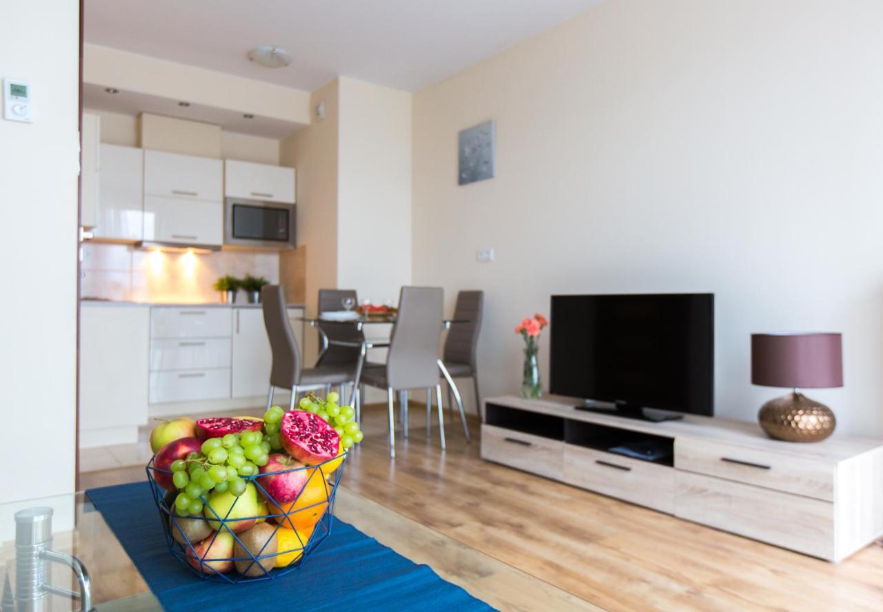 Pcd Aparthotel Ochota Warschau Buitenkant foto
