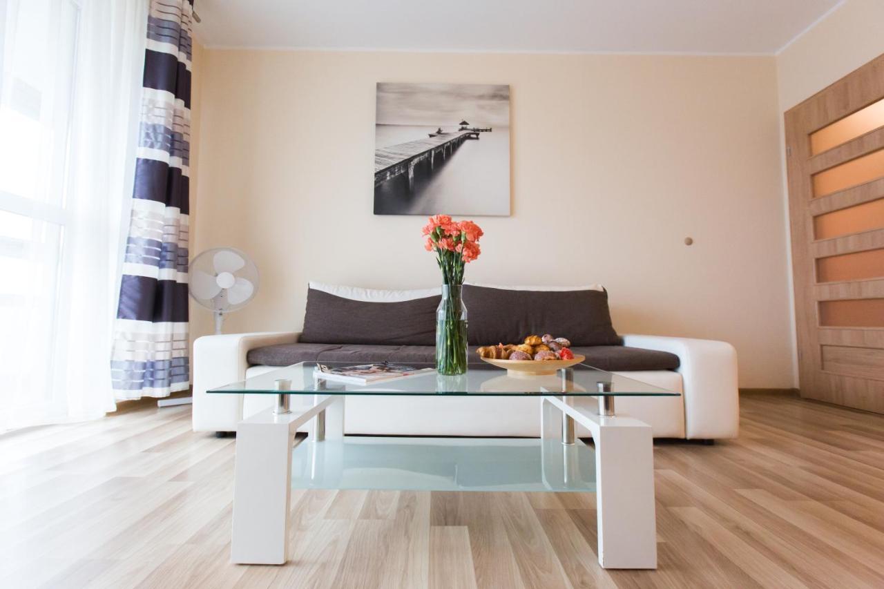 Pcd Aparthotel Ochota Warschau Buitenkant foto