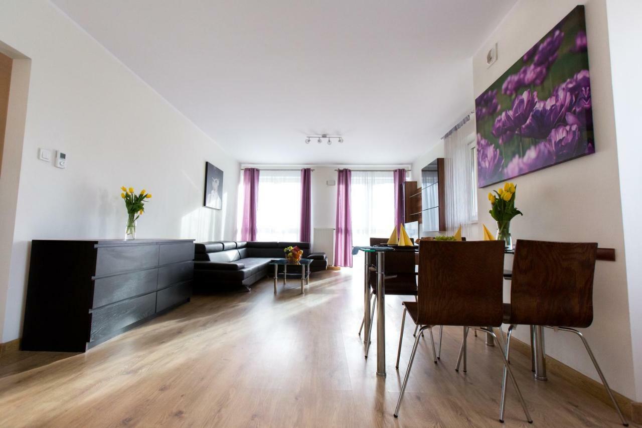 Pcd Aparthotel Ochota Warschau Buitenkant foto