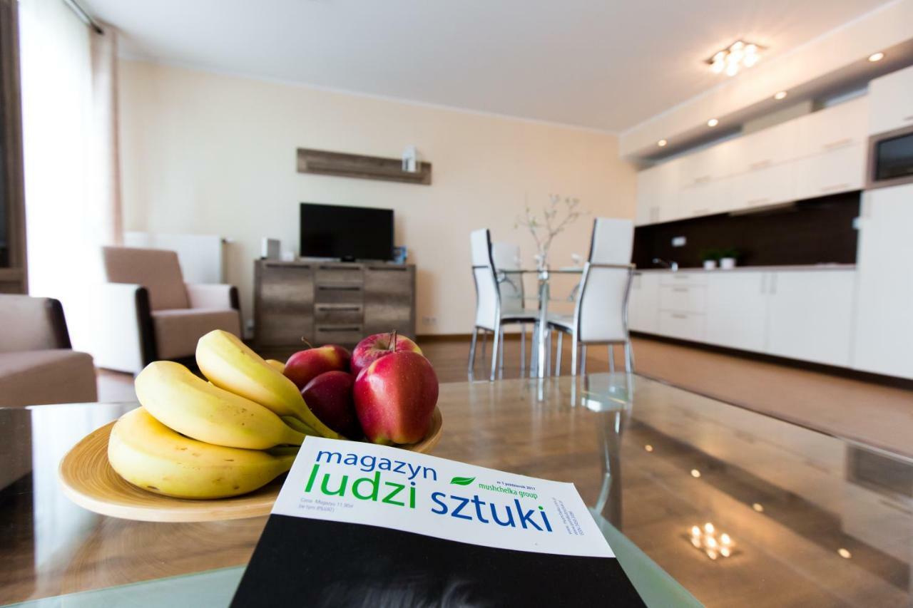 Pcd Aparthotel Ochota Warschau Buitenkant foto