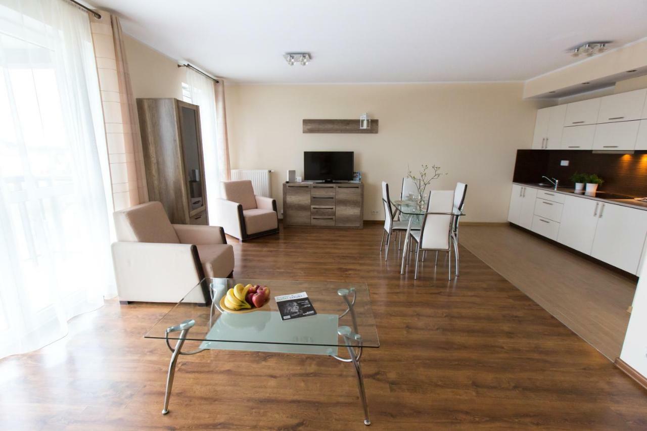 Pcd Aparthotel Ochota Warschau Buitenkant foto