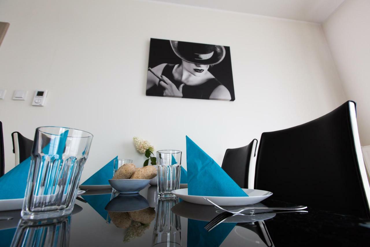 Pcd Aparthotel Ochota Warschau Buitenkant foto